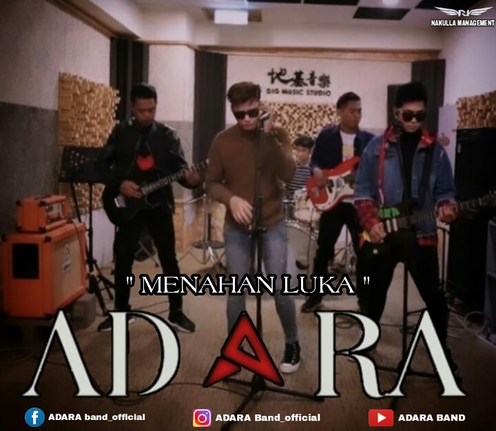 ADARA BAND BERMUSIK