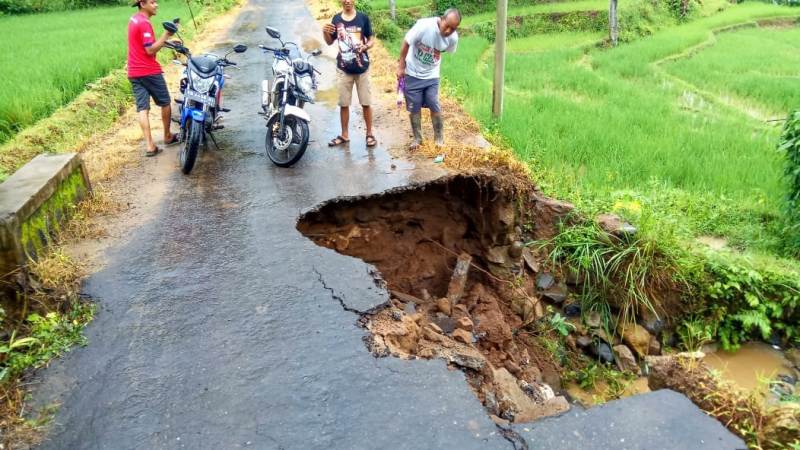 Piket Koramil 20/Kismantoro Sigap Terima Laporan Bencana Dari Masyarakat