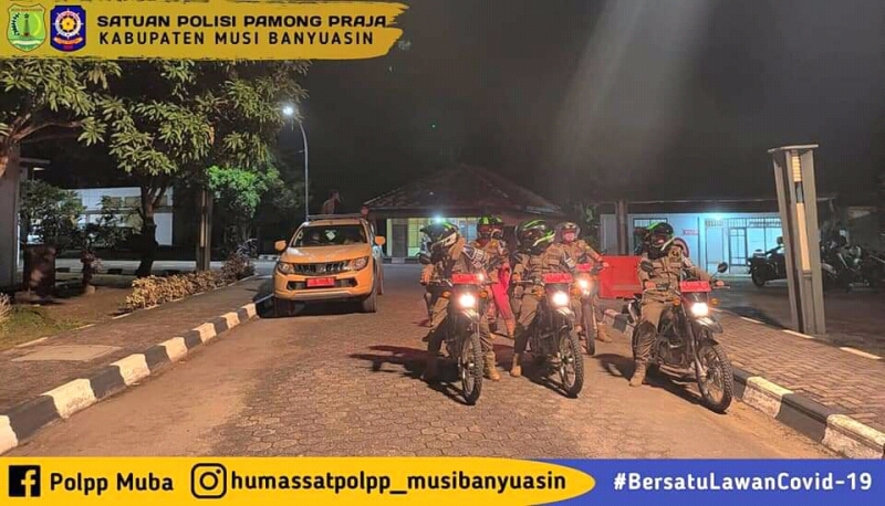 Pol PP Kab Muba melakukan giat himbauan Kepada pedagang kaki lima