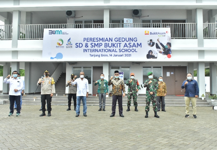 PTBA Resmikan Gedung Sekolah Taraf Internasional