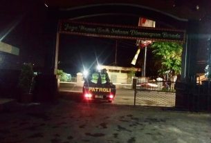 Sejumlah Babinsa melaksanakan Patroli malam