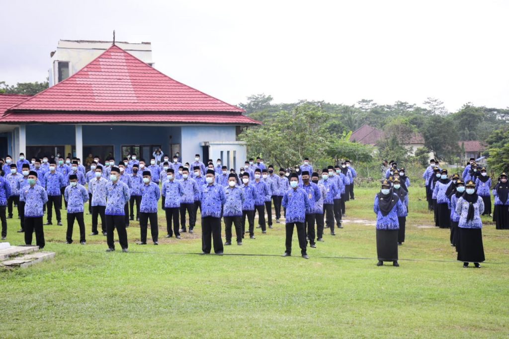 277 PNS Way Kanan Disumpah, 259 orang terima SK