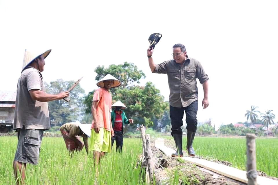 Bupati Dodi Reza Ajukan Bantuan 3 Ribu Sapi Produktif dan Perluasan Cetak Sawah