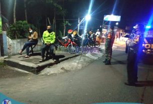 Patroli PPKM Cegah Warga Berkerumun