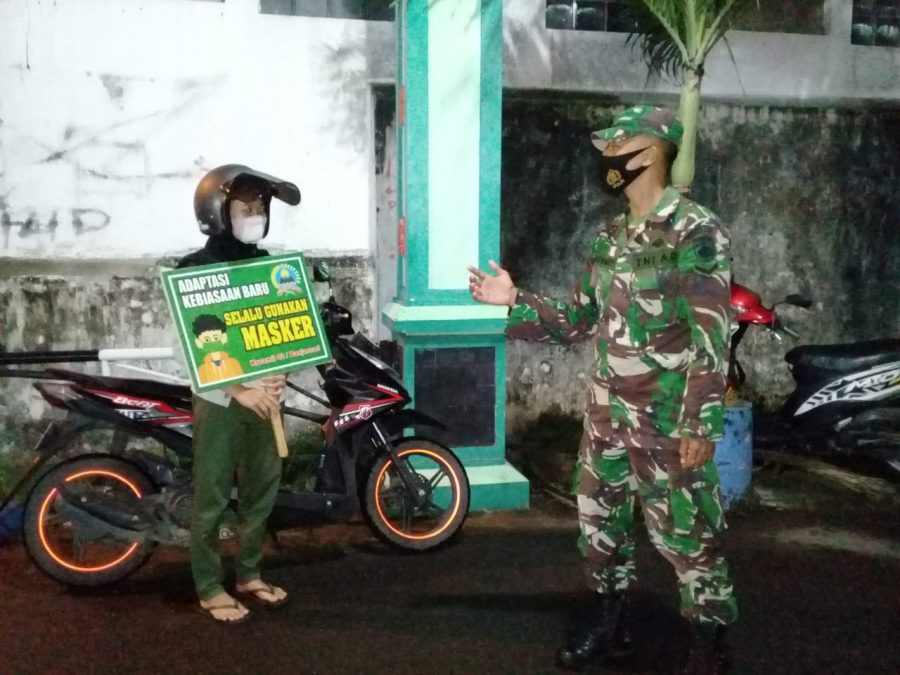 Piket Koramil 02/Banjarsari Bersama Linmas Laksanakan Patroli malam di Wilayah Kecamatan Banjarsari