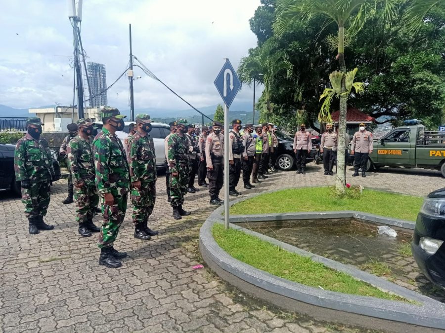 Kodim 0410/KBL Bersama Polresta Bandar Lampung melaksanakan pengamanan kunjungan Kerja Spesifik Komisi II DPR RI