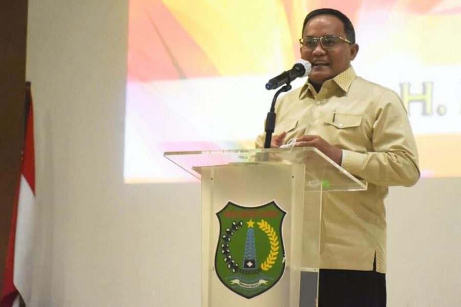 Bupati Dodi Reza Beri Honor Tambahan Operator Siskeudes