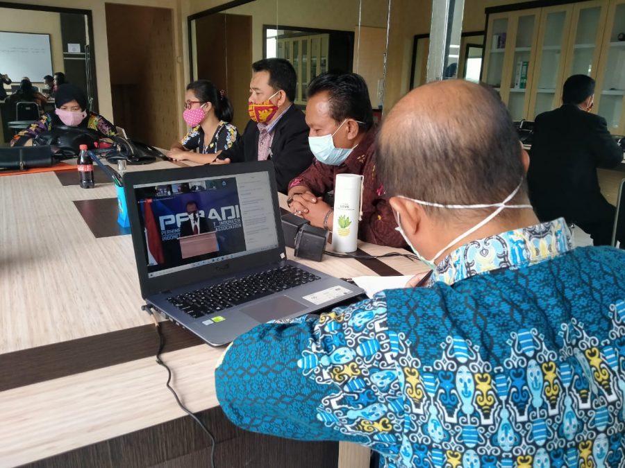 DPC PERADI SAI IKUTI PELANTIKAN DPN PERADI SAI SECARA VIRTUAL