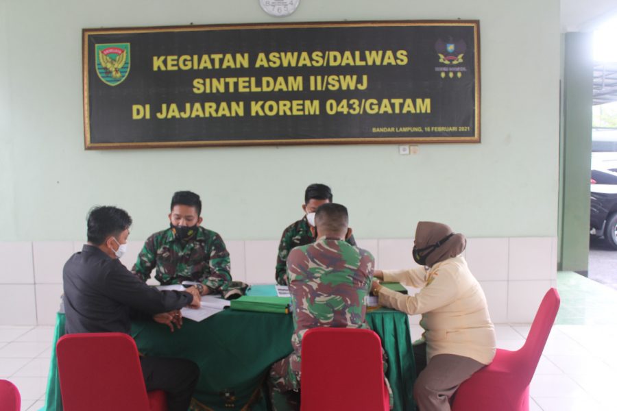 Bidang Intel/Pam Sinteldam II/Swj mengunjungi Kodim 0410/KBL