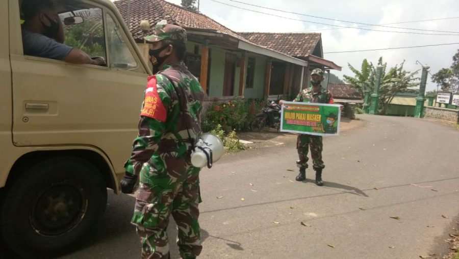 Peltu Khomaedi Apresiasi Warga Selama Menggelar Operasi Gakpkin Protkes