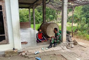 Antusias, Petani Sasaran TMMD 110 Tambakrejo Bojonegoro Dibantu TNI