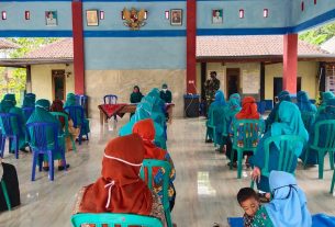 Sertu Edi, Datangi Surati Penerima Manfaat Program Aladin TMMD 110 Bojonegoro