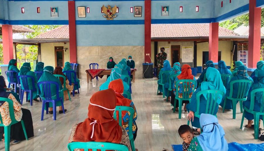 Sertu Edi, Datangi Surati Penerima Manfaat Program Aladin TMMD 110 Bojonegoro