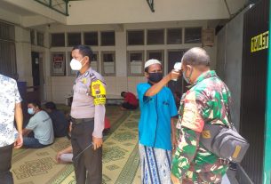 Ada Apa Babinsa dan Bhabinkamtibmas Kemlayan Datangi Masjid Anni'mah, inilah Jawabannya