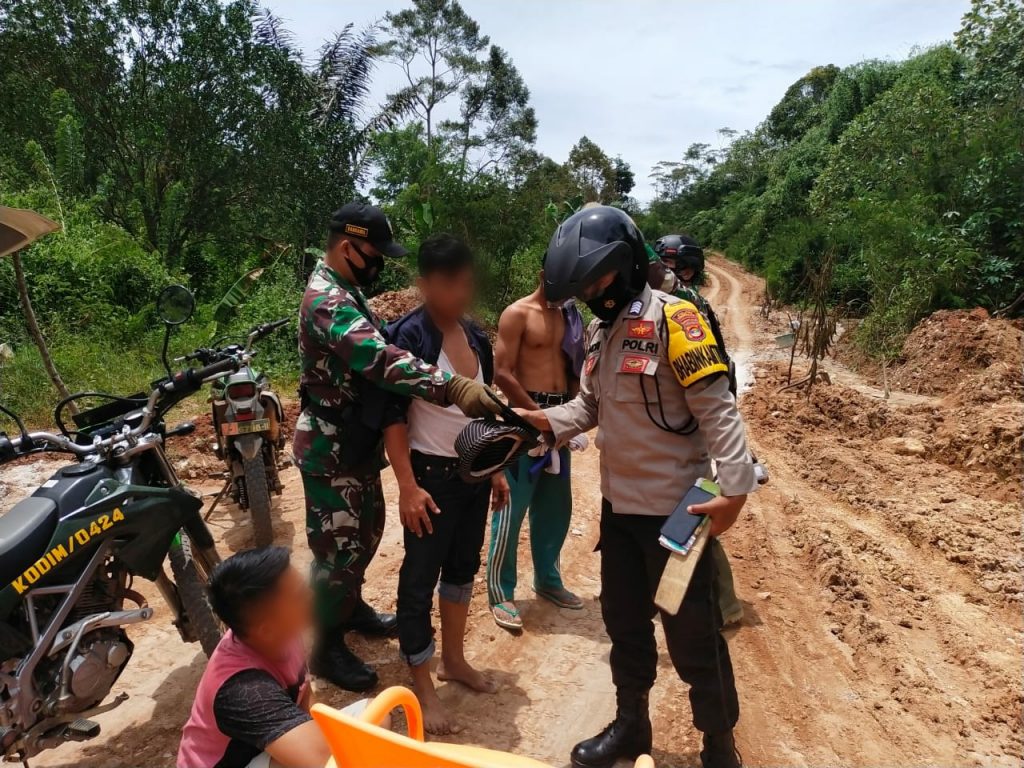 Tim Gabungan Polsek Wonosobo dan Koramil Amankan Tiga Terduga Pungli di Jalan Blok VIII