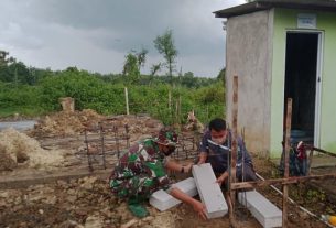 Usai Pengecoran, Satgas TMMD 110 Bojonegoro Pasang Bata