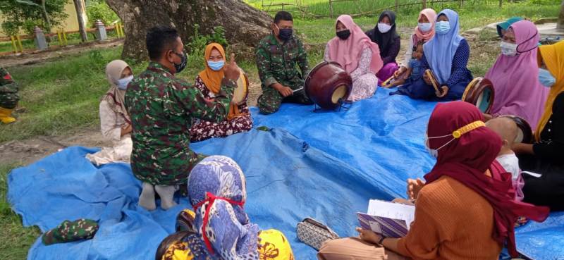 TMMD 110 Bojonegoro, Sasar Ibu-Ibu Pengajian Sosialisasikan Prokes