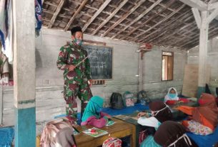 TMMD 110 Bojonegoro, TNI Ikut Mengajar TPA Roudhotul Jannah Jatimulyo