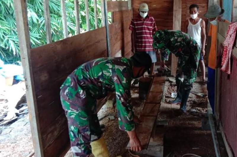 Personil Satgas TMMD 110 Bojonegoro Kerjakan Proses Program Rehab Rumah Aladin