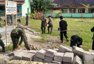 TMMD 110 Bojonegoro, TNI, Warga Dan Anggota Perguruan Silat Bersinergi