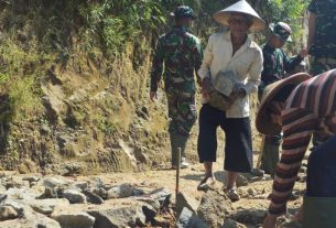 Tak Diragukan Lagi Totalitas Warga Gemawang Sukseskan TMMD Reguler Ke-110