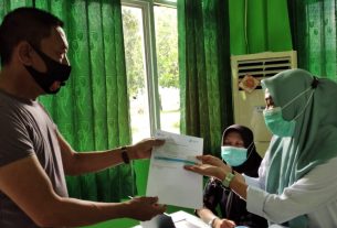 50 Personel Polres Tanggamus Divaksin Dosis Pertama di RSUD Batin Mangunang