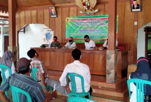 Dukcapil Bojonegoro Sosialisasikan Administrasi Kependudukan Dilokasi TMMD 110 Tambakrejo