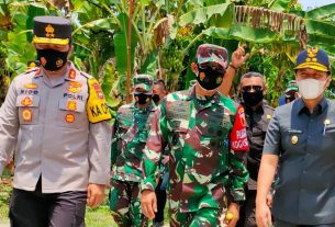 110 TNI Nginap Di Tambakrejo Bojonegoro