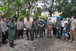 Rombongan Wakil Gubernur Tinjau Lokasi RTLH Aladin TMMD 110 Bojonegoro