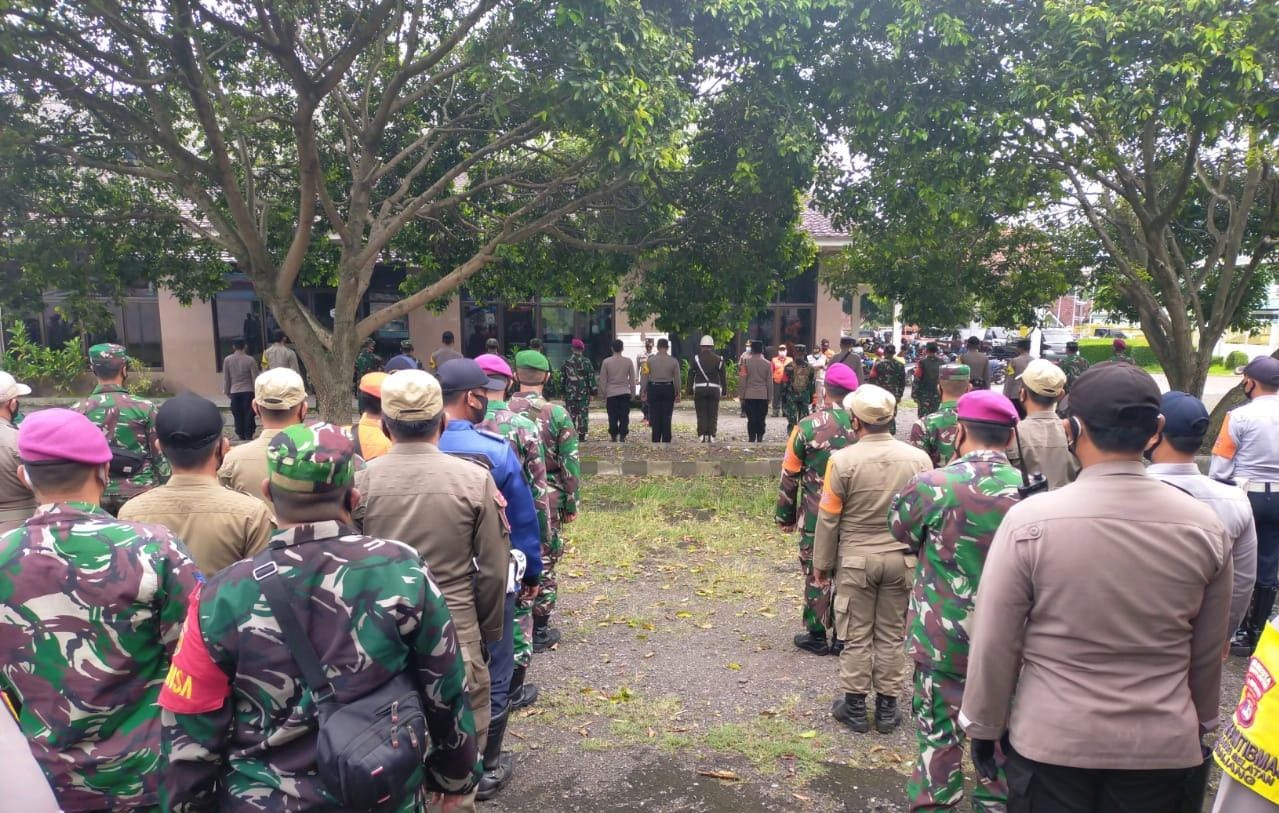 TNI-Polri Pantau Protkes Dalam Pelaksanaan PPKM Mikro