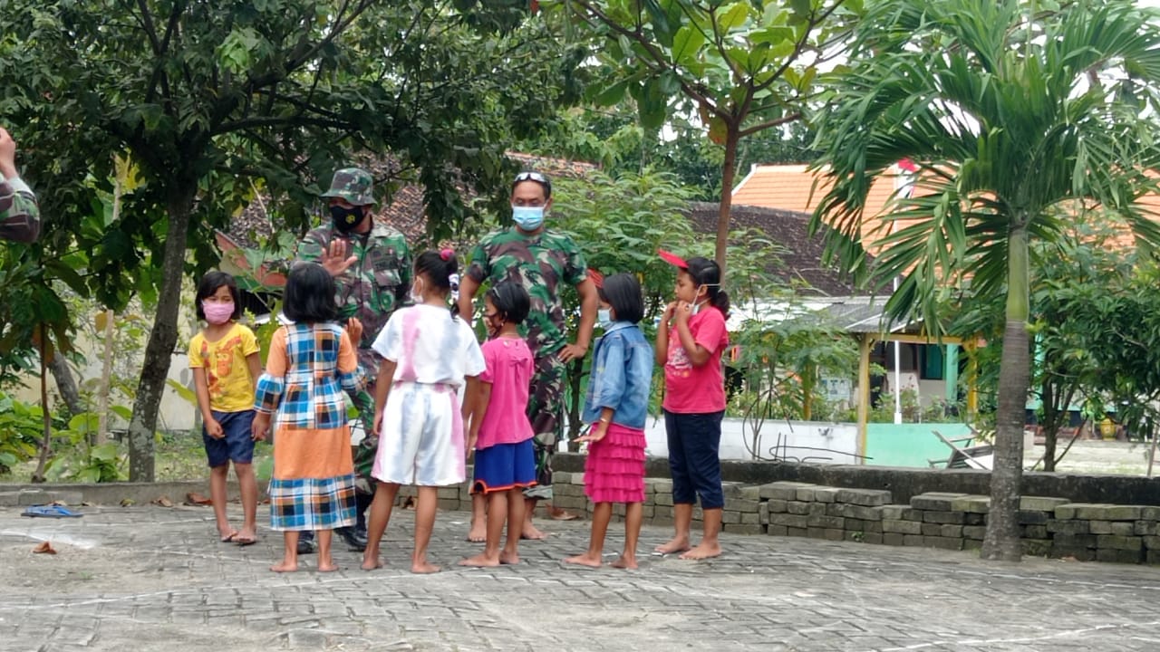 Satgas TMMD 110 Bojonegoro Berikan Materi Kebangsaan Siswa SDN 1 Jatimulyo