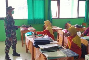 Satgas TMMD 110 Bojonegoro Gelar Komsos Bersama Guru Desa Ngrancang