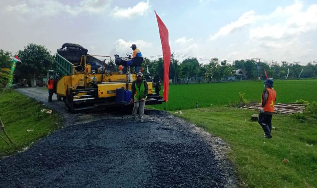 Pasukan BKO Matra Udara, Dukung TMMD 110 Bojonegoro Di Tambakrejo