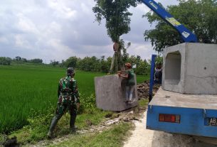 Satgas TMMD 110 Bojonegoro Perkuat Jembatan Jalan Desa