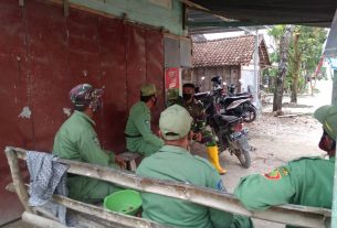 Dilokasi TMMD Bojonegoro, Satgas Gelar Komsos Dengan Linmas Jatimulyo