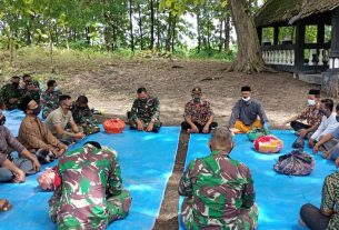 Setahun Sekali, Satgas TMMD 110 Bojonegoro Turut Andil Sedekah Bumi