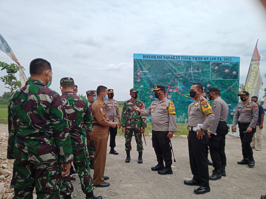 Dandim Bersama Kapolres Kunjungi Lokasi TMMD 110 Bojonegoro