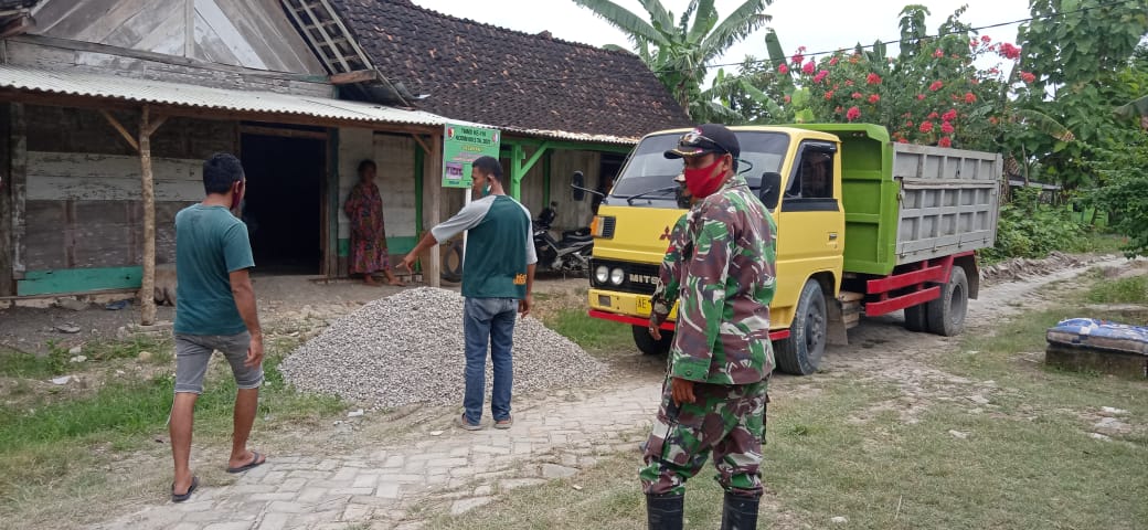 Material Pembangunan Rumah Aladin Program TMMD 110 Bojonegoro Mulai Berdatangan