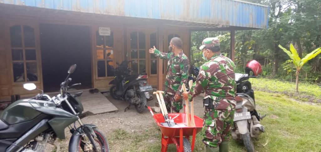 Satgas Kodim Bojonegoro Serah Terima Peralatan Pembangunan Fisik TMMD Tambakrejo