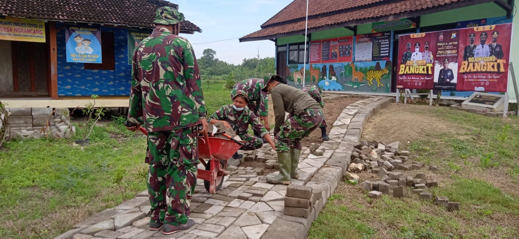 TMMD Kodim Bojonegoro, Paving Bekas Dialih Fungsikan