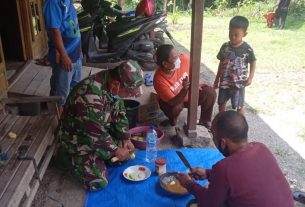 Pasukan TMMD Kodim Bojonegoro Rujakan Bareng