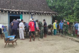 Begini Keakraban Satgas TMMD Kodim Bojonegoro Dengan Masyarakat Desa Ngrancang