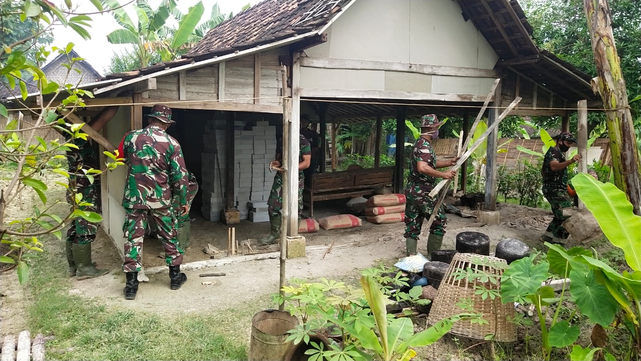 Program Aladin TMMD Kodim Bojonegoro, Rumah Yadiman Dikerjakan