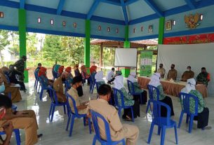 Sosialisasi Program KB Pada Lokasi TMMD Kodim Bojonegoro