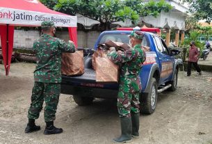 Masyarakat Sasaran TMMD Kodim Bojonegoro Dapat Bantuan Paket Sembako