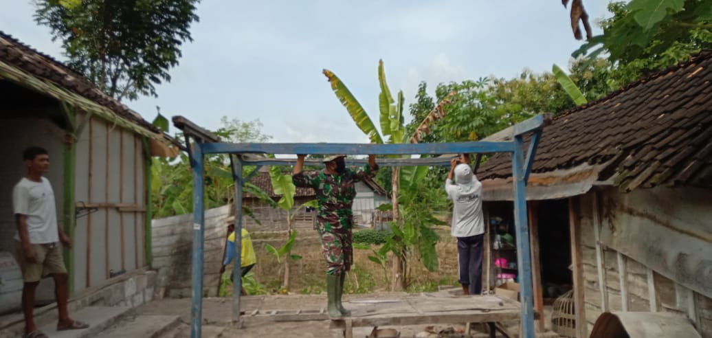 Satgas TMMD Kodim Bojonegoro Jaga Semangat Rehab Total RTLH