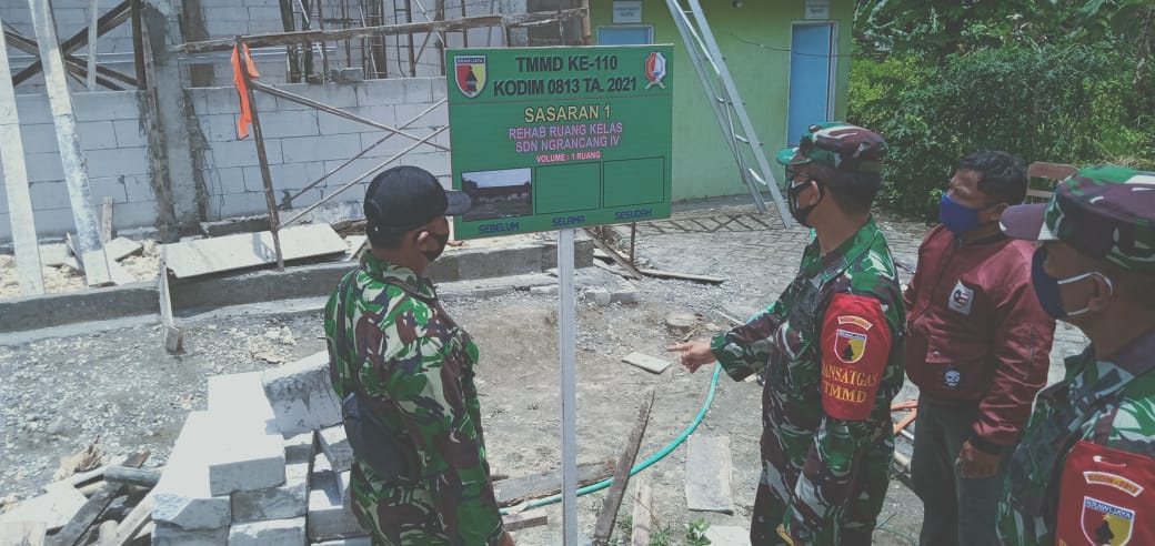 Dansatgas Tinjau Pembangunan SDN Ngrancang IV Program TMMD Bojonegoro