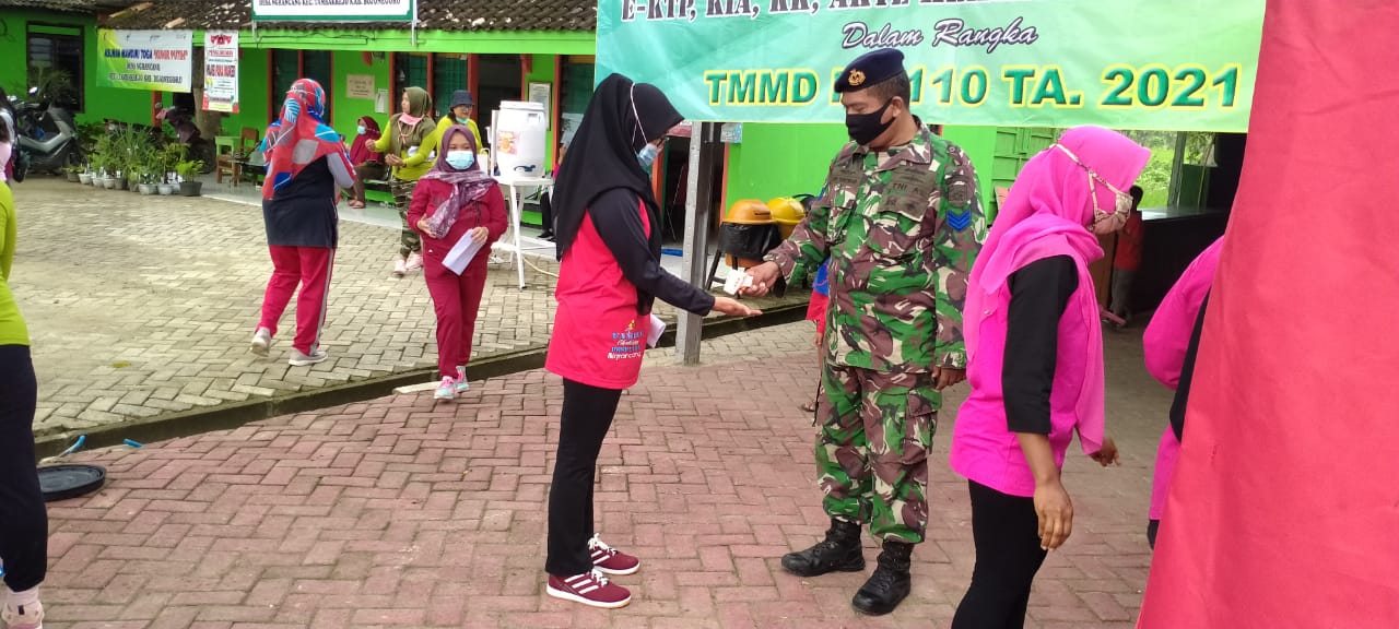 Inilah Ketegasan Kopral Kepala Bono, Saat Berada Dilokasi Sasaran TMMD Bojonegoro