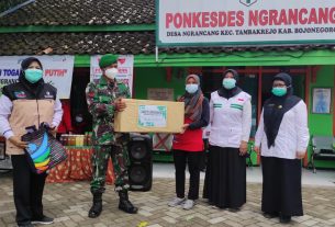 Kader Posyandu Desa Ngrancang Dan Jatimulyo Terima Paket Emo Demo Set Dari Satgas TMMD Bojonegoro