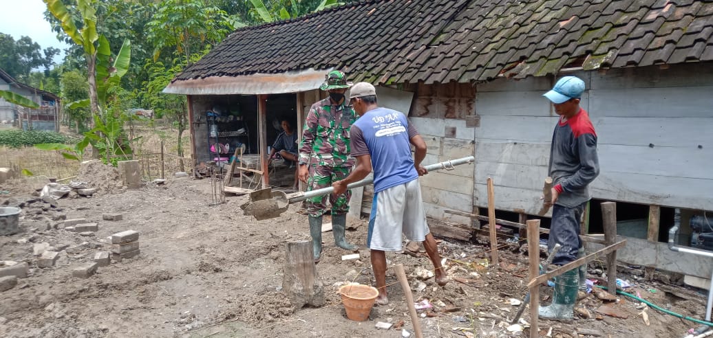 TMMD Bojonegoro, Rehab Rumah Pamitaningsih Tahap Penggalian Pondasi